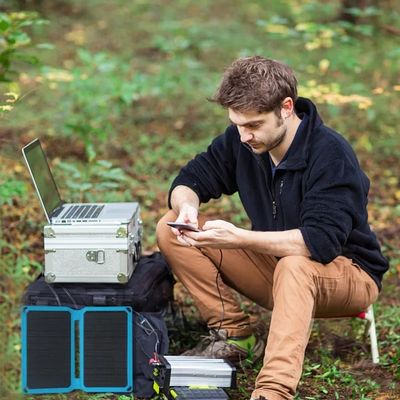 Taşınabilir Katlanabilir Güneş Paneli 10W Kamp Yürüyüşleri için Güç Şarj Aracı