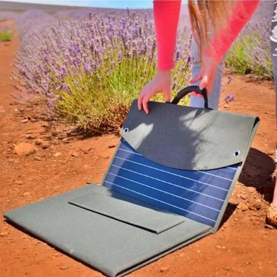 Yüksek verimlilikli güneş panelleri katlanabilir su geçirmez 21W 40W 60W 80W 120W 200W